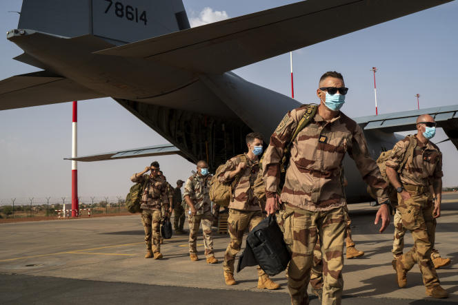 Un contingent militaire français de l'opération Barkhane au Mali