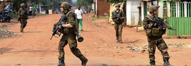 Des militaires de la MINUSCA en patrouilles dans les rues de Bangui