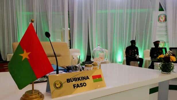 Le siège du Burkina Faso resté vide lors du sommet extraordinaire de la CEDEAO à Accra