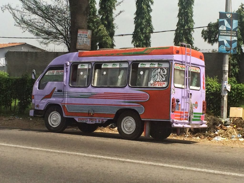 Gbaka, moyen de transport ivoirien