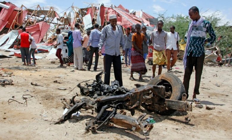 L'image d'une attaque d'une base américaine par les Shebab en Somalie