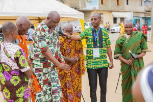 La libation de la cérémonie du Popo Carnaval de Bonoua