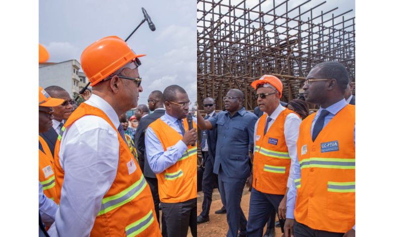 Visite du ministre Achi Patrick sur le chantier du rond point de GESCO