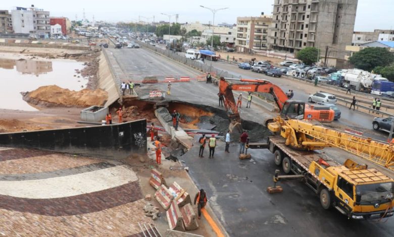 Une voie du pont de l'émergence de Dakar s'est affaissée