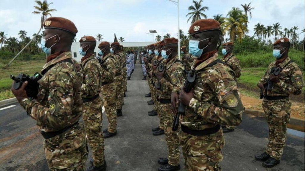 les 49 militaires ivoiriens arrêtés au Mali sont accusés par la junte au pouvoir à Bamako de « tentative d'atteinte à la sûreté de l'Etat »