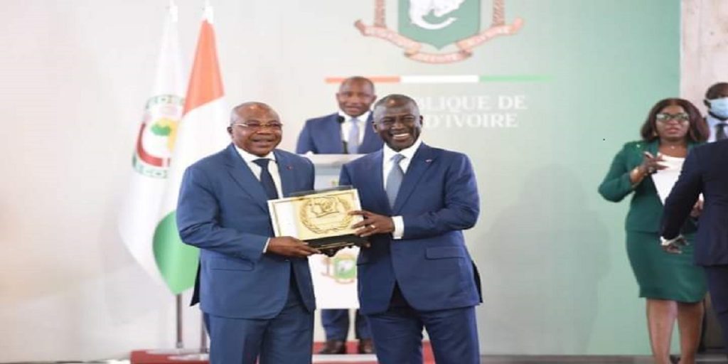 À l'occasion de la 8e édition de l'excellence nationale, la commune d'Anyama remporte le prix de la commune la plus propre de Côte d'Ivoire.