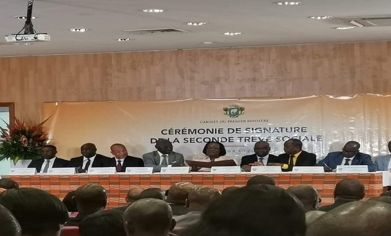 Ce lundi 08 aout 2022, une trêve sociale entre le gouvernement de Côte d’Ivoire et les organisations syndicales a été signé.