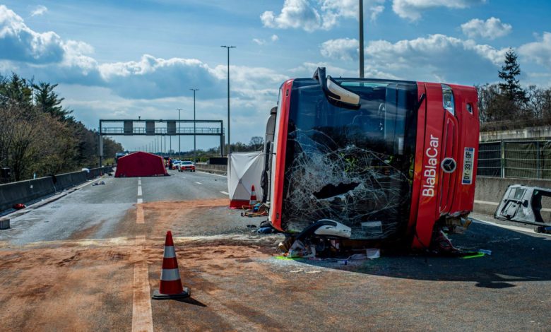 Au Maroc ou 23 personnes ont péri dans un accident de la circulation. 36 blessés ont été évacués à l’hôpital et des enquêtes sont ouvertes.