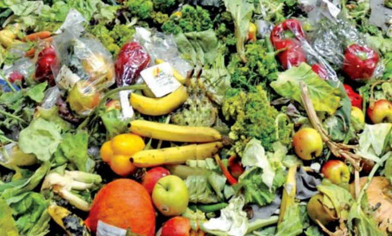 Pour lutter contre le gaspillage alimentaire, des supermarchés britanniques vont supprimer les dates de consommations de 500 produits alimentaires