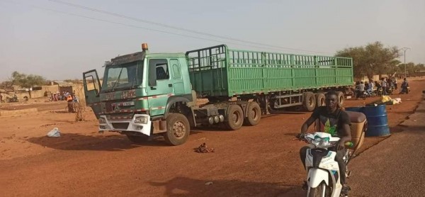 Au moins 35 civils tués dans une attaque contre un convoi au Nord du Burkina Faso