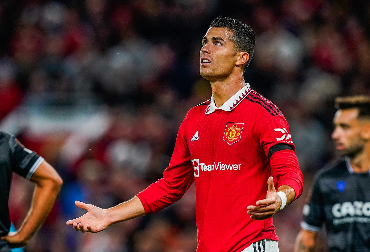 Cristiano Ronaldo aurait refusé une faramineuse proposition de transfert estimé à 242 millions d’euros sur deux ans.