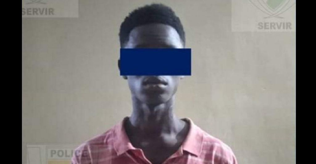 Un élève de 19 ans kidnappe une fille de 17 ans et la viole