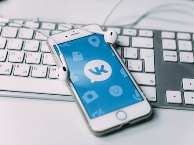 VKontakte, l'équivalent du Facebook russe bloqué par App store