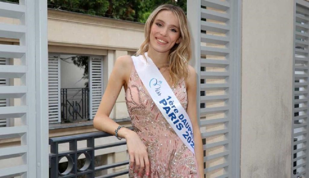 La candidate transgenre déçue de son élimination à Miss France 2023