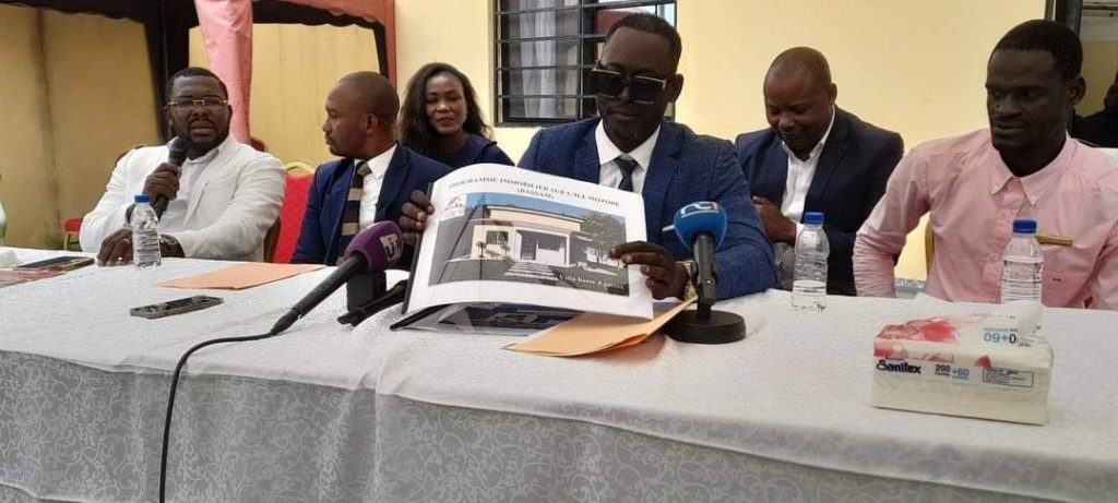 Après l'assaut de Safarel Obiang, Molare et ses partenaires ont enfin trouvé un accord pour la livraison des maisons dans un délai de 6 mois.