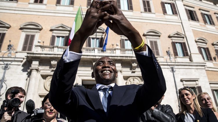 Aboubacar Soumahoro, 42 ans a été élu député en Italie ? Lisez son parcours inspirant de cet Ivoirien qui fait mouche à Rome.