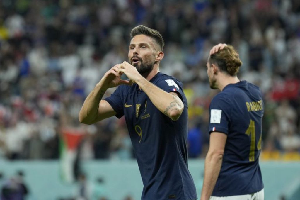 Olivier Giroud signe un doublé pour la Coupe du Monde 