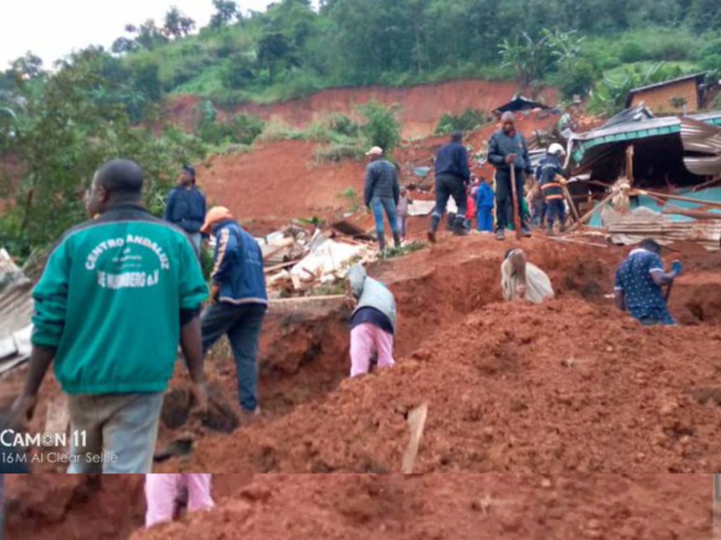 À Yaoundé, 11 personnes perdent la vie lors d'un éboulement de terrains. Il assistaient à des funérailles.