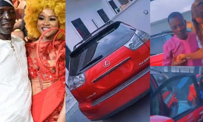 La jeune star de téléréalité nigériane Phyna a offert une superbe Lexus SUV de couleur rouge à son père. Un moment plein d'émotion.