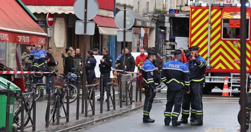 Trois personnes tuées dans des coups de feu à Paris