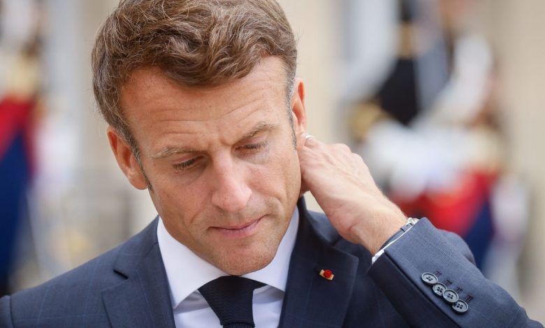 Le président français Emmanuel Macron annonce les préservatifs gratuits pour les jeunes de 18 à 25 ans à partir du 01 janvier 2023.