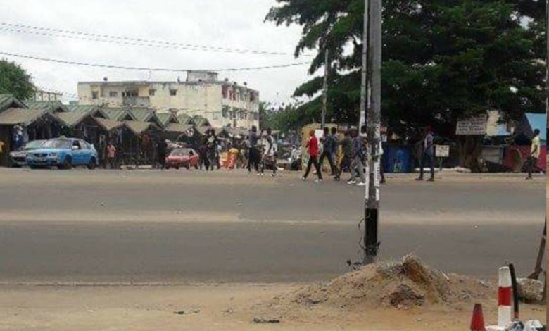 De violents affrontements se sont déclenchés ce mercredi matin dans la commune de Yopougon. Des blessés ainsi que des magasins sacagé...