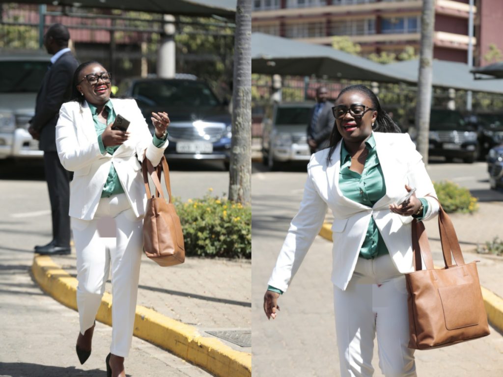Gloria Orwoba, une sénatrice kényane provoque un tollé lors de l'assemblée sénatoriale du 14 février en raison d'une tâche de sang sur son costume blanc.