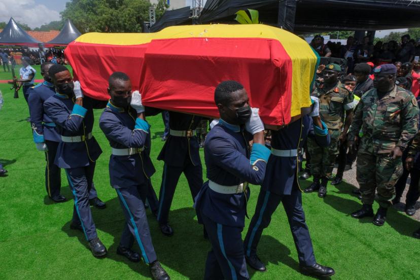 Décédé suite au séisme qui a frappé la Turquie en février dernier, Christian Atsu a été enterré aujourd'hui à Ada au Ghana après une émouvante cérémonie. 