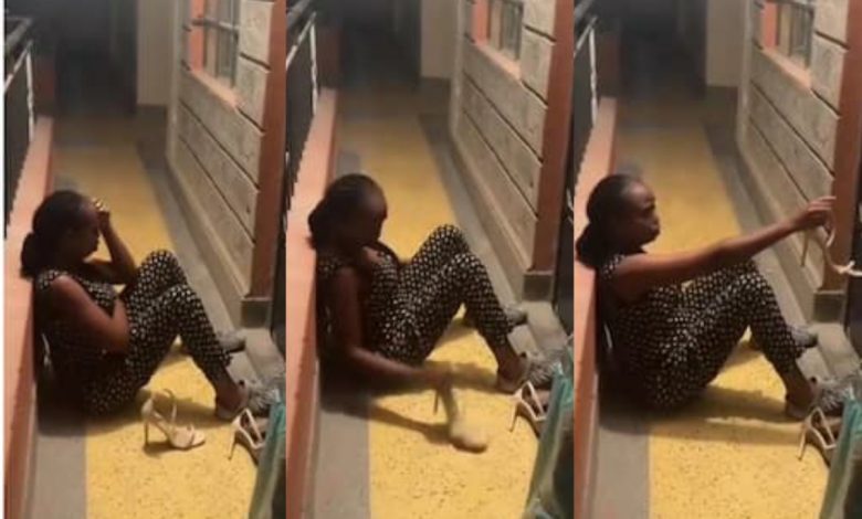 Une vidéo virale montre une femme kenyane en pleurs devant la porte de son petit ami après y avoir trouvé des chaussures d'une autre femme.